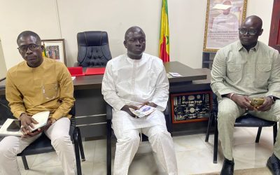 Le Maire de la commune de M’bour, Cheikh Issa Sall, a reçu une délégation de la Senelec, dans le cadre du projet de sécurisation du marché central.